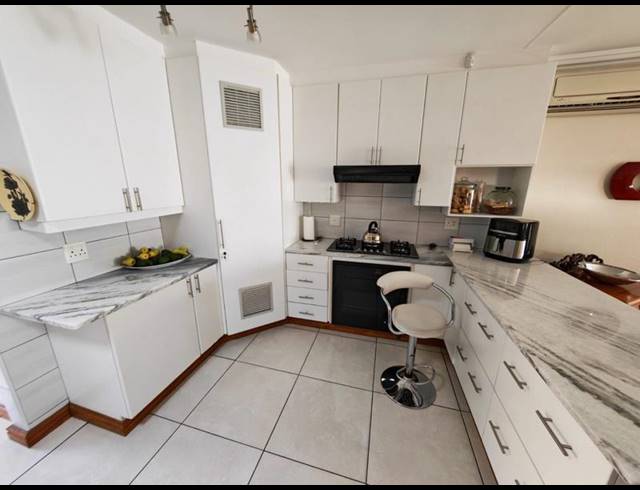 3 BEDROOM TOWNHOUSE FOR SALE IN VANDERBIJLPARK SE 3